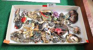 Lot 234