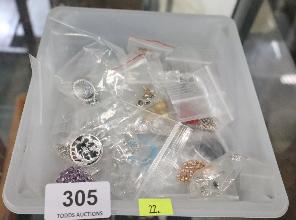 Lot 305