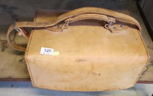 Lot 320