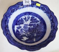 Lot 352