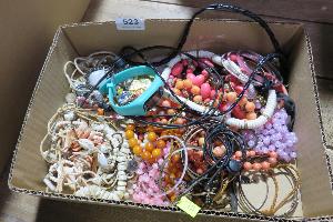 Lot 523