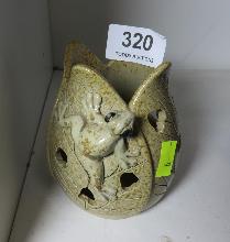 Lot 320