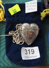 Lot 319
