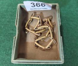 Lot 366