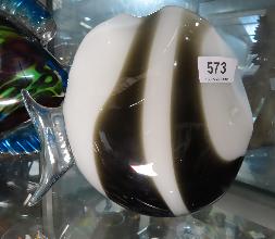 Lot 573