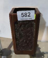 Lot 582
