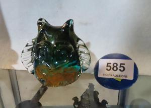 Lot 585