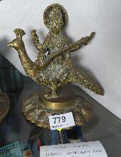 Lot 779