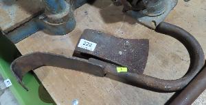 Lot 222