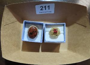 Lot 211
