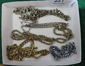 Lot 221