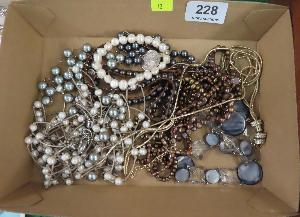Lot 228