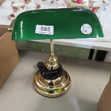 Lot 585