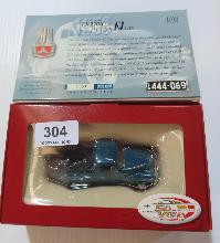 Lot 304