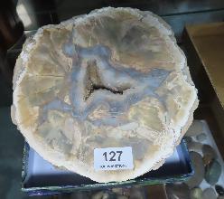 Lot 127