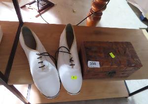 Lot 390