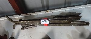 Lot 433
