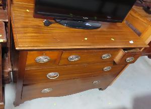 Lot 128