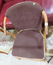 Lot 205