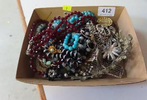 Lot 412