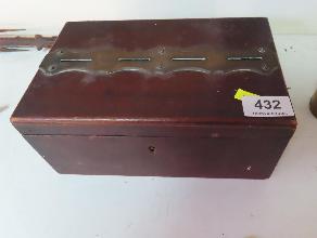 Lot 432