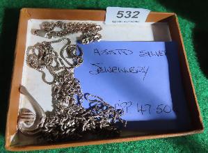 Lot 532