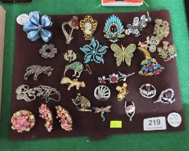 Lot 219