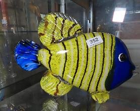 Lot 352
