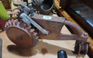 Lot 240