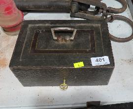 Lot 401