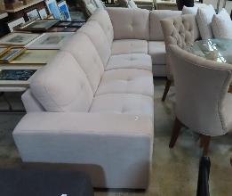Lot 206