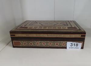 Lot 318
