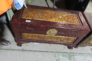 Lot 194