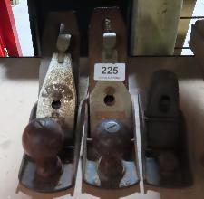 Lot 225