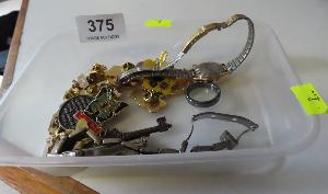 Lot 375