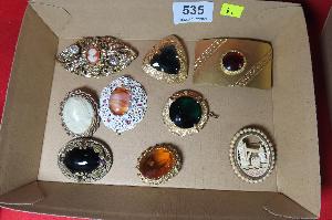 Lot 535