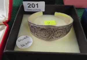 Lot 201