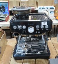 Lot 637
