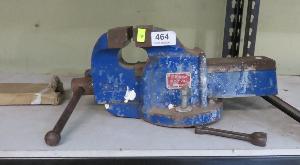 Lot 464
