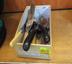 Lot 424